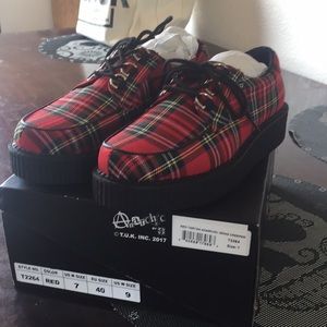 TUK Anarchic Red Tartan Creepers